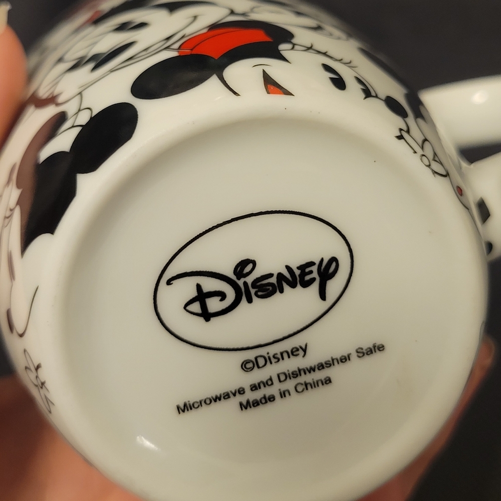 Disney Minnie Mouse Mug - Picture 2 of 2